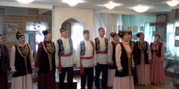 Выступление хора ветеранов «Дуслык»