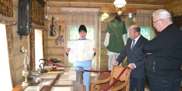 28 октября Музей Каюма Насыри посетили Ахметов Марат Готович